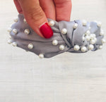 Diadema decorada con tipo perlas