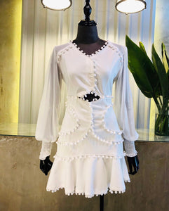 Vestido Blanco Detalle con Pompones